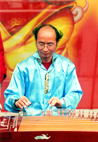 Koto muzyk - zdjęcia z Chin