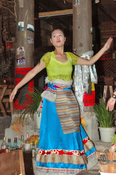 Tańce i śpiewy w Yunnan - zdjęcia z Chin
