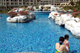 Sanya - basen