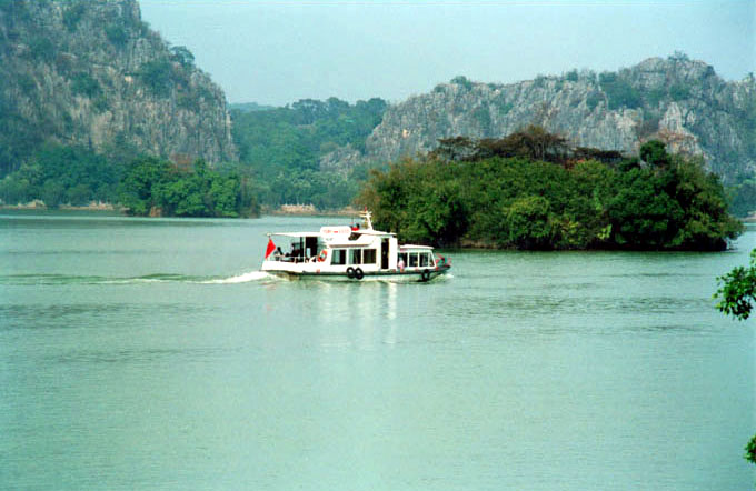 Jezioro w ZhaoQing - zdjęcia z Chin