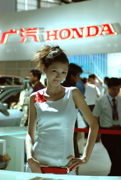 Asystentka - Honda - zdjęcia z Chin