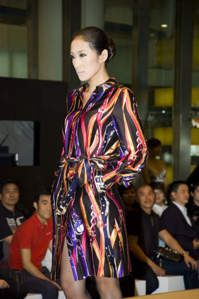 Modelki z chińskiego Fashion Week - zdjęcia z Chin