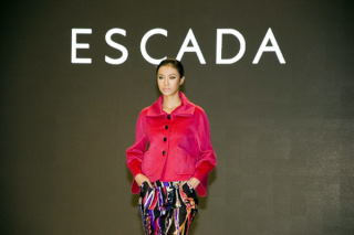 Modelka Escady