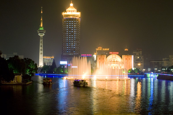 Wieża w Nantong - zdjęcia z Chin