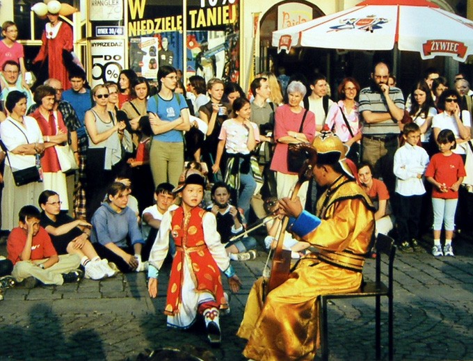 Teatr z Mongolii - zdjęcia z Chin