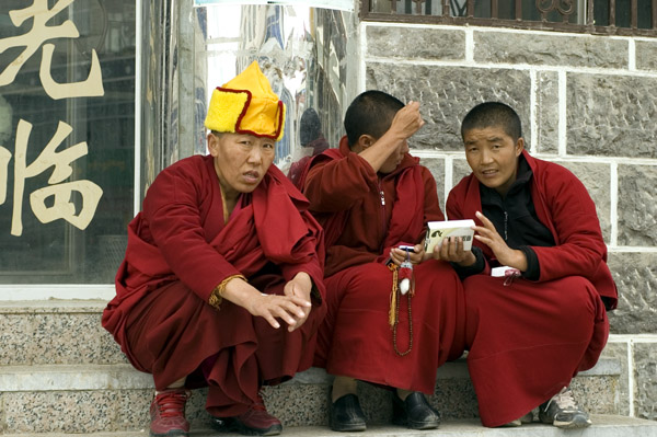 Mnisi z prowincji Yunnan - zdjęcia z Chin