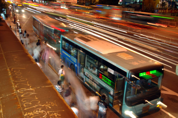 Nocne kursy chińskich autobusów - zdjęcia z Chin